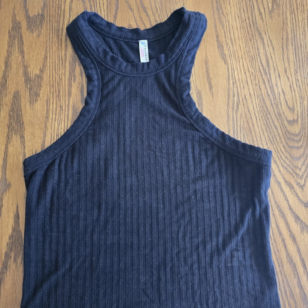 Black Ribbed Sleeveless Top